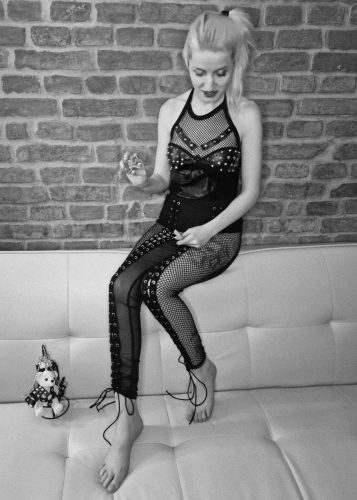 Lady Angela Latex